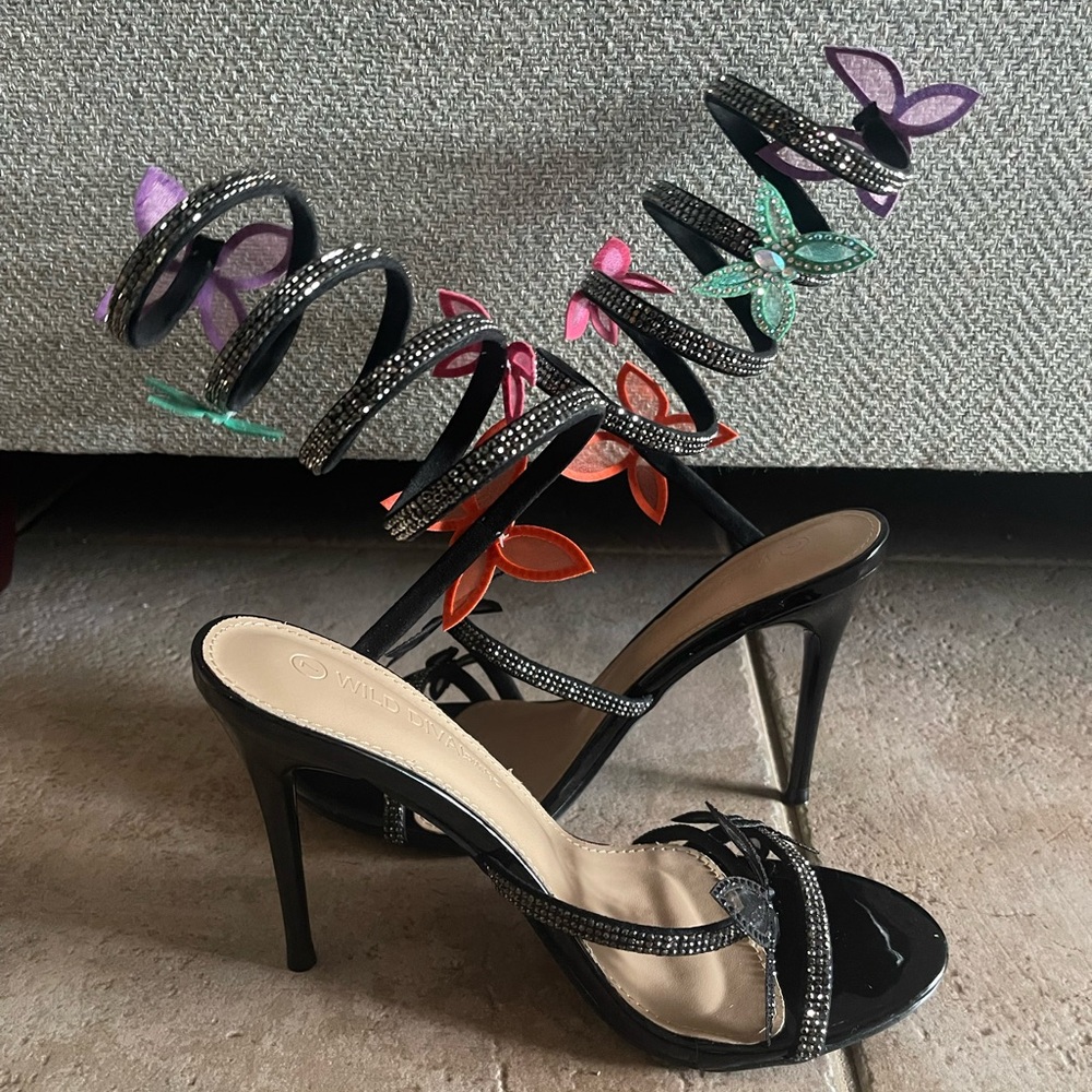 FANTASY MULTI COLOR AROUND THE ANKLE COIL HEELS